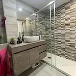 Centro Ideal Familias 6 Adultos Y 2 Ninos-