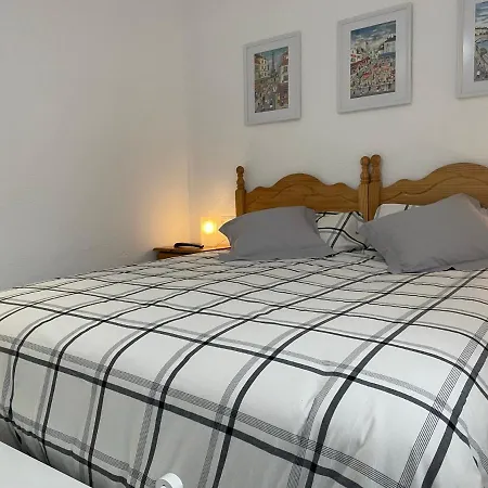 Centro Ideal Familias 6 Adultos Y 2 Ninos- Apartment Hervas