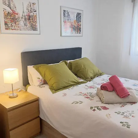 Centro Ideal Familias 6 Adultos Y 2 Ninos- *