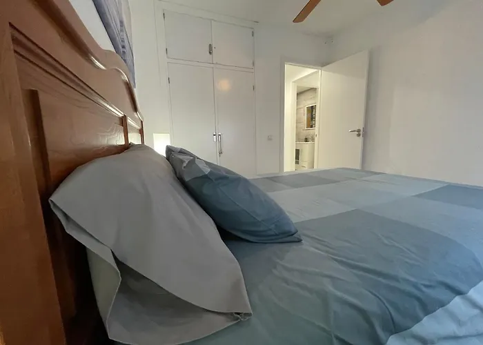 Centro Ideal Familias 6 Adultos Y 2 Ninos- Хервас